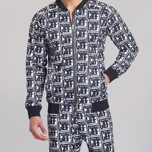 Conjunto Deportivo Unisex Negro Reflectante de 2 Piezas, Chaqueta con Cremallera y Pantalones de Nailon para Gimnasio y Deporte - Product Image 3