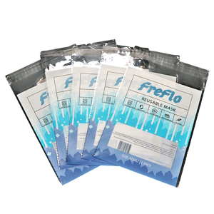 Bolsa de plástico para mascarillas con logotipo personalizado para embalaje al por menor y almacenamiento seguro de mascarillas faciales con material duradero y resistente a la humedad - Product Image 4