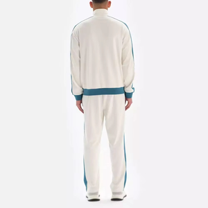 Ensemble de survêtement blanc personnalisé en gros avec veste zippée à rayures bleues latérales et pantalon de survêtement assorti, ensemble de sport en molleton vierge en gros pour fabricant - Product Image 6
