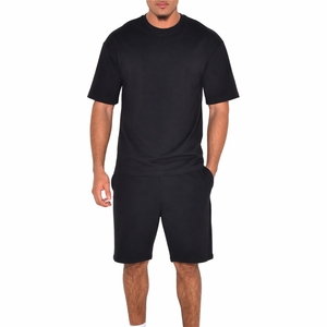 Ensemble t-shirt et short noirs pour homme, tenue décontractée en deux pièces pour l'été, vêtements de sport confortables, tissu léger et confortable - Product Image 1