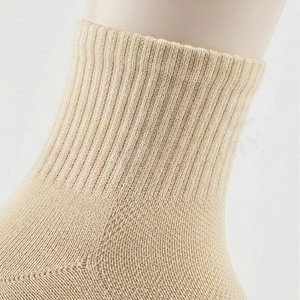Chaussettes hautes pour hommes à motif géométrique, tricotées, respirantes, en Spandex et Polyester, pour l'automne, usage quotidien, style classique - Product Image 4