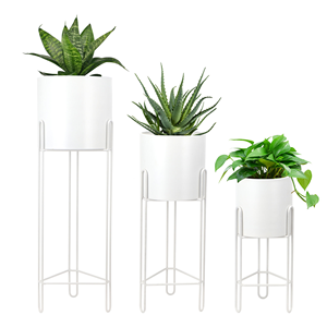 ชุดกระถางดอกไม้โลหะสีขาวสามใบ กระถางดอกไม้โลหะขนาดใหญ่ทรงยาว สำหรับปลูกต้นไม้ตกแต่งภายในบ้าน - Product Image 1