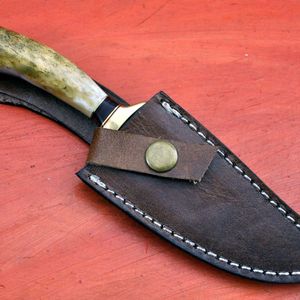 Couteau de chasse à lame fixe en acier Damas fait main, manche en bois de cerf, pointe tombante - Product Image 4