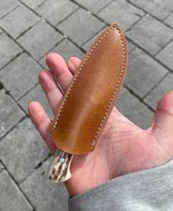 Cuchillo de Caza Profesional de Acero con Alto Contenido de Carbono, Mango de Cuerno de Ciervo, Producto Personalizable OEM de Alta Calidad, Palace LLC OEM - Product Image 5