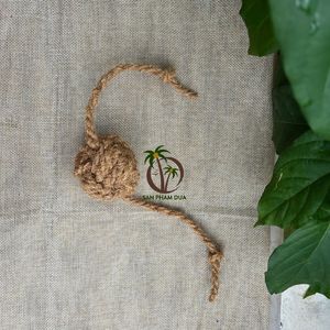 Juguete Masticable para Mascotas de Fibra de Coco Ecológico, Diseño Natural, Variedad de Diseños en Tamaño Pequeño, Juguete para Masticar y Jugar para Perros y Mascotas Pequeñas - Product Image 4