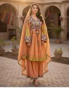 ชุดเดรสงานแต่งงานสไตล์อัฟกันสำหรับผู้หญิง ความยาวระดับเข่า ระบายอากาศได้ดี ประดับพู่ปักมือ  รุ่นใหม่ปี 2026  รับสั่งตัดตามไซส์ - Product Image 2