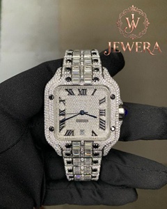Reloj de Lujo en Acero Inoxidable Plateado Más Vendido con Diamantes Mossinate, Combinación Perfecta de Elegancia y Durabilidad - Product Image 1