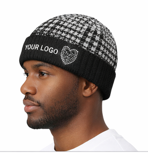 Bonnet en tricot jacquard à carreaux noir et blanc personnalisé, avec revers, style streetwear hiver, logo en strass, vente en gros OEM - Product Image 2