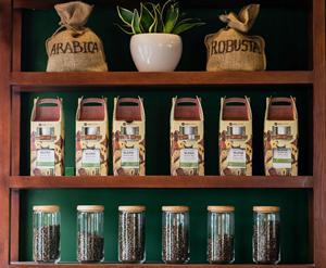 Café vietnamien de qualité supérieure, mélange premium, torréfaction moyenne, 60% Arabica, 40% Robusta, en grains entiers, emballage en sac ODM OEM - Product Image 6