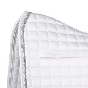 Tapis de selle personnalisé en satin confortable pour le saut anglais – Équipement d'équitation pour chevaux - Product Image 5