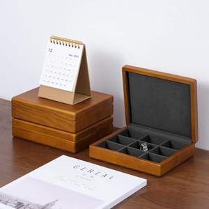 Boîte à bijoux en bois avec 9 compartiments, organiseur doublé de velours, étui de rangement pour bagues, boucles d'oreilles, colliers, bracelets et accessoires - Product Image 3
