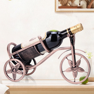 Porte-bouteilles décoratif en métal pour la présentation du vin rouge, idéal pour les articles de décoration intérieure - Product Image 6