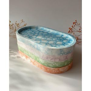Plateaux en résine artisanaux élégants pour présentoirs décoratifs ovales et ronds - Product Image 3
