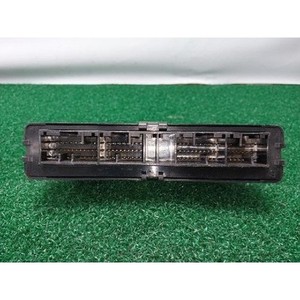 300 2004-2010 Boîtier de commande de stabilisation d'équilibrage d'essieu d'occasion OEM 8954033301 - Product Image 3