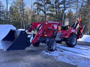Tracteur compact MASSEY FERGUSON GC1723E d'occasion 2023, 70 CV, 4 roues motrices, boîte de vitesses à pompe, moteur de qualité supérieure, livraison rapide disponible - Product Image 6