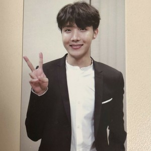 การ์ดรูปภาพสะสมเฉพาะของ J-Hope Hosoek จาก BTS Memories of 2018 - Product Image 1