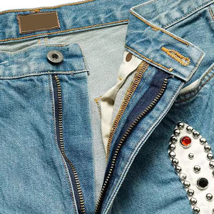 Shorts de mezclilla de nueva llegada para hombre, estilo jeans, ropa de calle con logo personalizado, color sólido, shorts de mezclilla con pedrería para hombre - Product Image 5