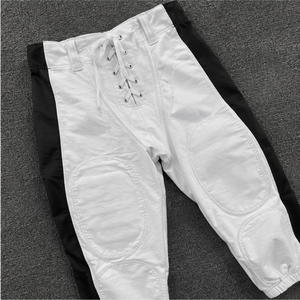 Conjunto de Uniforme de Fútbol Americano Personalizado con Serigrafía Rojo y Negro, Cuello en V, Manga Corta, Transpirable, de Poliéster, para Hombre, Blanco - Product Image 4