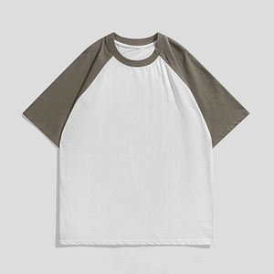 Camiseta de corte holgado y pesado para hombre, estilo boxy, personalizada, con corte y costura raglán - Product Image 6