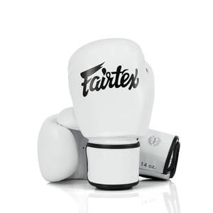 Guantes de Boxeo Profesionales Fairtex Blancos de Alta Calidad, 14oz, Cuero Transpirable, Hechos a Medida, Cierre de Gancho y Bucle, Unisex, Precio Bajo - Product Image 1