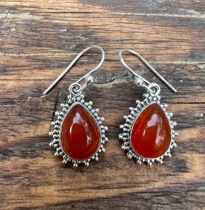 Boucles d'oreilles pendantes en argent sterling 925 avec cornaline naturelle, bijoux en gros - Product Image 4