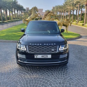 Range Rover Vogue al Mejor Precio, SUV de Lujo con Interior Espacioso, Comodidad de Alta Gama, Características Avanzadas, Envío Disponible a Todo el Mundo - Product Image 6