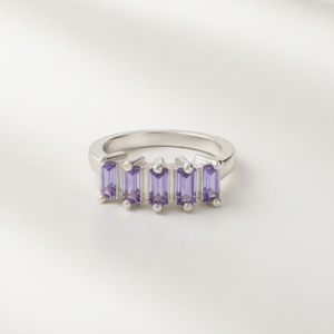 Anillo de Linaje de Lavanda DIVYORO - Product Image 1
