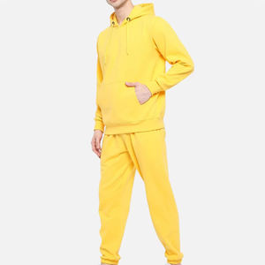 Vêtements de sport pour hommes sur mesure en gros, vêtements de jogging, sweat-shirt décontracté respirant jaune, fabriqué au Pakistan - Product Image 6