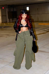 Pantalones de paracaídas de nailon de envío rápido con cordón, pierna ancha, estilo casual urbano para hombre - Product Image 4