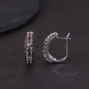 Pendientes de Aro de Oro Blanco con Diamantes para Mujer, Corte Brillante Redondo, Color G, Diamantes Naturales, Estilo Clásico para Uso Diario - Product Image 1