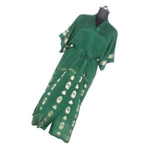 KL010 Kimono de Seda Floral Antiguo Estilo Sari, Chaqueta Larga de Invierno y Otoño con Cuello en V y Cierre de Cordón, Mangas Largas - Product Image 3