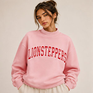 Sweat-shirt à col roulé rouge pour femme Lionsteppers, sweat-shirt à col montant pour femme, sweat-shirt pull-over pour femme, sweat-shirt personnalisé - Product Image 5