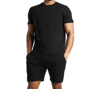 Ensemble de vêtements d'été pour hommes fabriqué directement en usine, avec logo personnalisé, t-shirt en coton à col rond, ensemble deux pièces. - Product Image 4