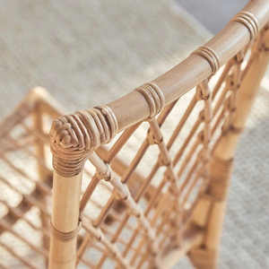 Silla de Ratán de Respaldo Alto con Tejido Geométrico Único para un Aspecto Distintivo, Elaborada Artísticamente en Vietnam por VgreenArt, Gran Venta - Product Image 3