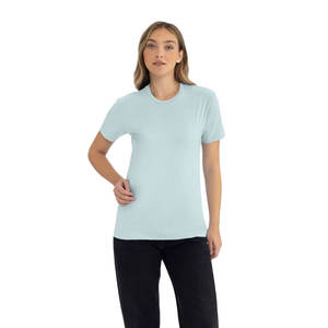 Camiseta Unisex Blanca 100% Algodón CVC de Calidad Profesional, Color Azul Hielo, Personalizable, Ecológica y Transpirable para Hombre - Product Image 5