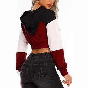 Nouveauté 2026 – Vente en gros : Sweats à capuche courts pour femmes, en coton uni, à séchage rapide et respirants - Product Image 3