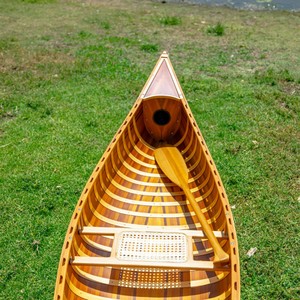 K034 - Canoa de Madera con Costillas Curvadas - Solo para Exhibición, Decoración Náutica Artesanal de Madera y Fibra de Vidrio, 300Lx67Wx50H cm - Product Image 6