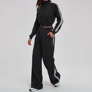 Conjunto de Dos Piezas de Felpa Gruesa Lavada Estilo Vintage Casual para Mujer con Logotipo Personalizado: Sudadera con Cremallera y Pantalones Deportivos - Product Image 3