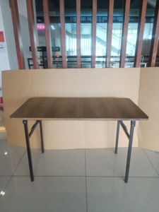 Table à manger pliable en bois avec structure métallique, design rectangulaire moderne pour la maison, le café, le restaurant KTS-230512-15 - Product Image 4