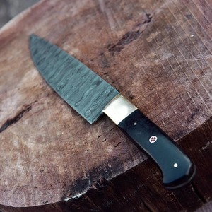 Cuchillo de Chef Moderno Hecho a Mano, Extra Afilado, Hoja de Acero de Damasco Forjado de 8 Pulgadas de Largo, Ambidiestro, 3.0 mm, Horn - Product Image 6
