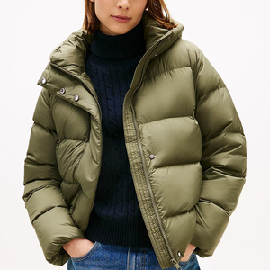 Manteau long matelassé en coton pour femme, respirant et écologique, avec capuche, dernière mode, fournisseur en gros - Product Image 4
