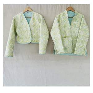 Chaqueta de algodón acolchada vintage hecha a mano, chaqueta de algodón vintage Jaipuri de manga larga - Product Image 1