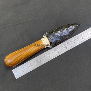 Daga decorativa de obsidiana negra con mango de madera natural |   Colección de Cristales Hechos a Mano para Exhibición - Product Image 5