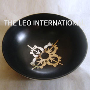 Cuenco de Metal Japonés de Color Negro a Precio Razonable, Cuenco de Sonido Hecho a Mano para Meditación del Himalaya - Product Image 1