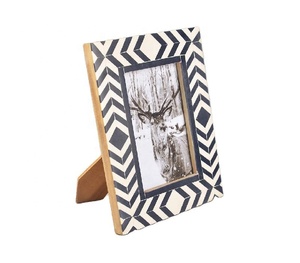 Handmade Collection Modern Customized Shape Wood Foldable Vertical Wall <b>Mount</b> Photo <b>Frame</b> 2-color Silk Screen Printing Model - Product Image 4
