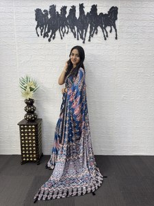 <b>Green</b> <b>Silk</b> Saree With Embroidery Traditional Women's Wear India Pakistan Wedding Engagement All Seasons - Product Image 4