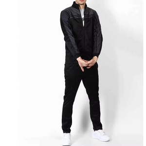 ชุดวอร์มผู้ชายผ้าโพลีเอสเตอร์สั่งทำไซส์ใหญ่พิเศษสำหรับวิ่งและเล่นกีฬา ชุดกีฬาผู้ชายสั่งทำ ชุดวอร์มสำหรับฝึกซ้อมฟุตบอล - Product Image 3