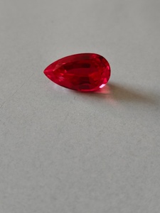 Rubí precioso cultivado en laboratorio de alta calidad, forma de pera, piedra suelta de color rojo intenso, piedra sintética para la fabricación de joyas al por mayor. - Product Image 2