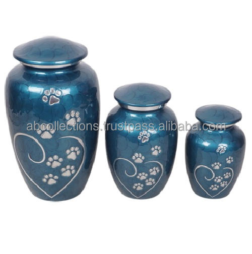 สีเขียวมันวาว