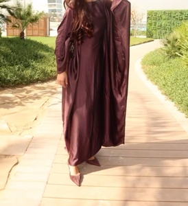 Kaftan de Dubaï magnifique en gros pour femmes, vêtements et accessoires islamiques traditionnels pour demoiselles d'honneur, conçus avec soin - Product Image 3